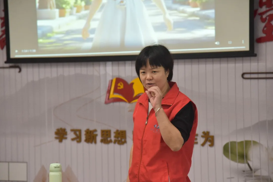 英你精彩第66期2.png